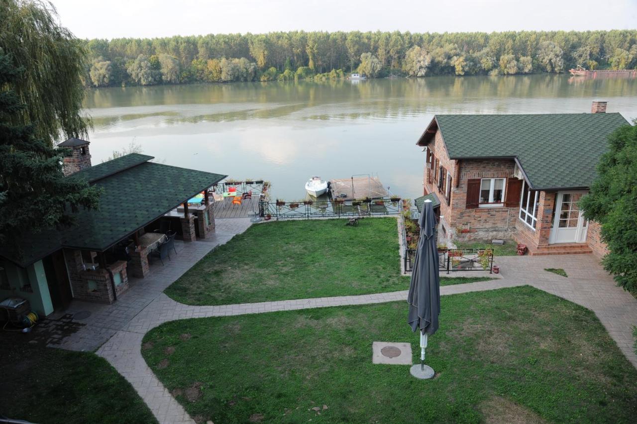 Vila Odmor Na Dunavu Beocin Extérieur photo